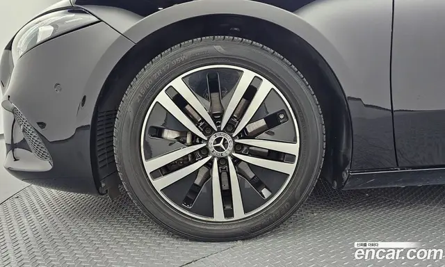 Mercedes-Benz A-Class 2022 2.0 гидро, миниатюра 5 Mercedes-Benz A-Class 2022 2.0 гидро, миниатюра 5