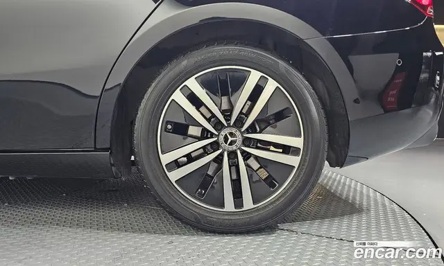 Mercedes-Benz A-Class 2022 2.0 гидро, миниатюра 7 Mercedes-Benz A-Class 2022 2.0 гидро, миниатюра 7