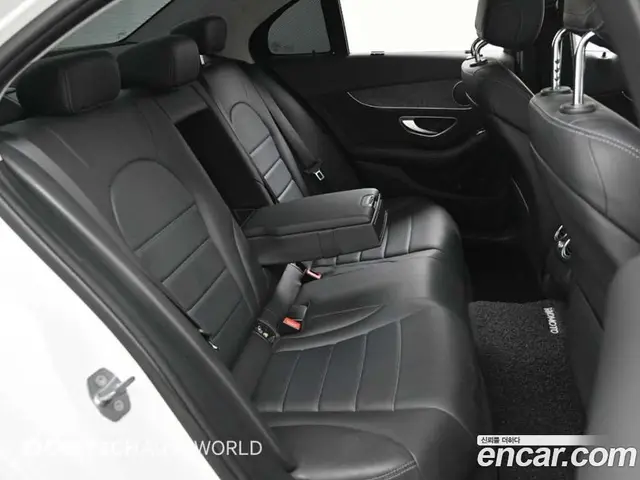 Mercedes-Benz C-Class 2019 1.9 гидро, миниатюра 12