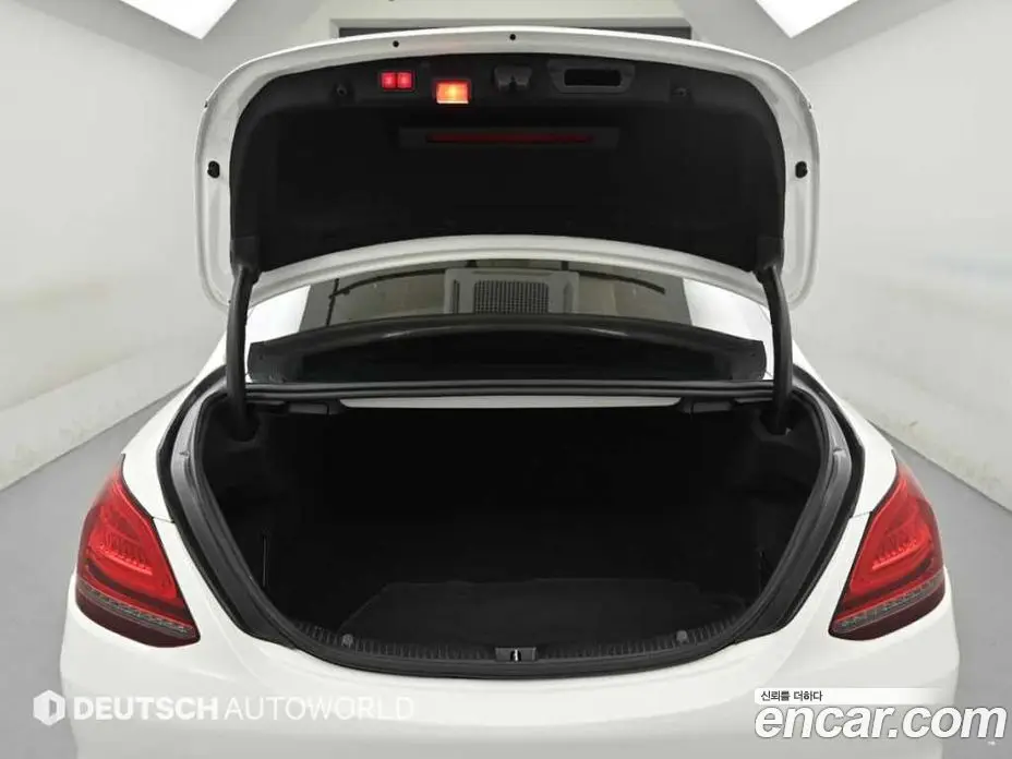 Mercedes-Benz C-Class 2019 1.9 гидро, фото 19 Mercedes-Benz C-Class 2019 1.9 гидро, фото 19