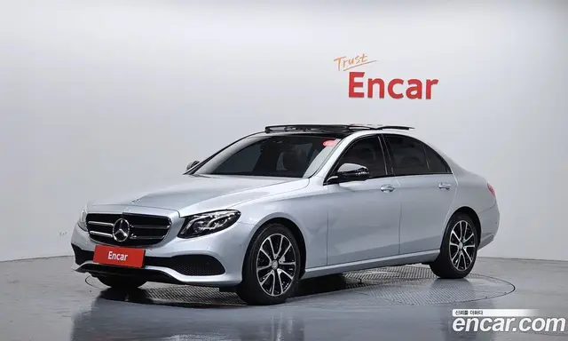 Mercedes-Benz E-Class, 2016, 78 318 км