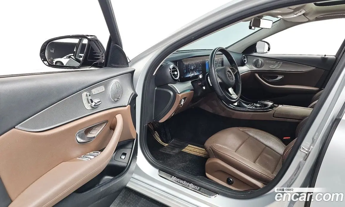 Mercedes-Benz E-Class 2016 2.0 гидро, фото 10 Mercedes-Benz E-Class 2016 2.0 гидро, фото 10