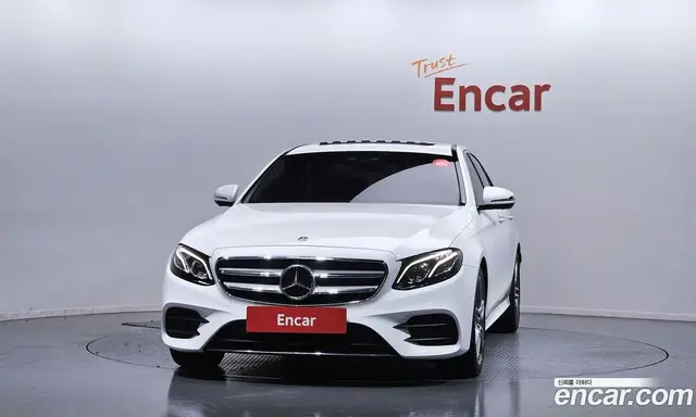 Mercedes-Benz E-Class 2019 2.0 гидро, миниатюра 3 Mercedes-Benz E-Class 2019 2.0 гидро, миниатюра 3