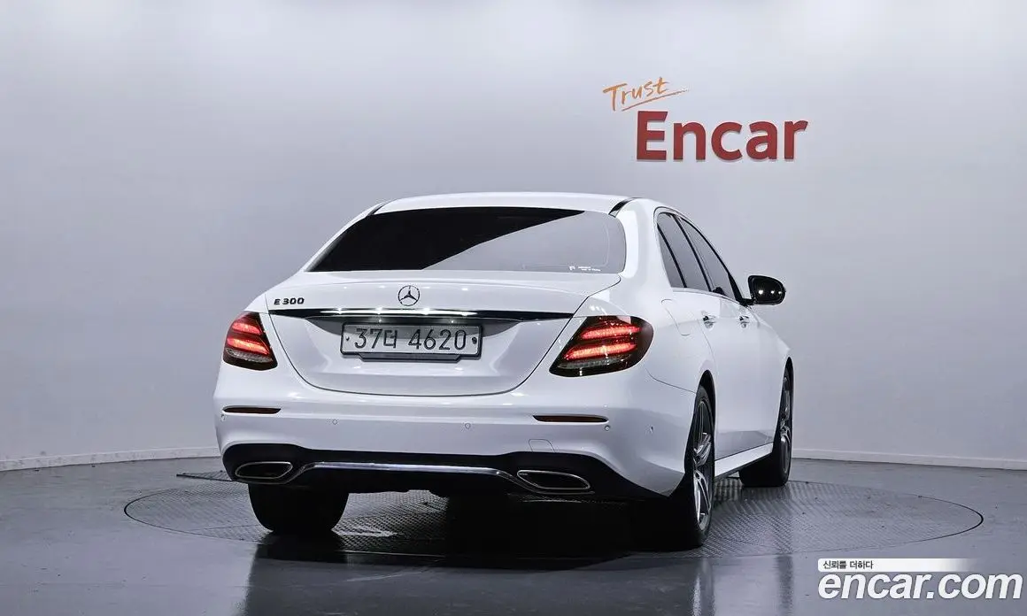 Mercedes-Benz E-Class 2019 2.0 гидро, фото 4 Mercedes-Benz E-Class 2019 2.0 гидро, фото 4