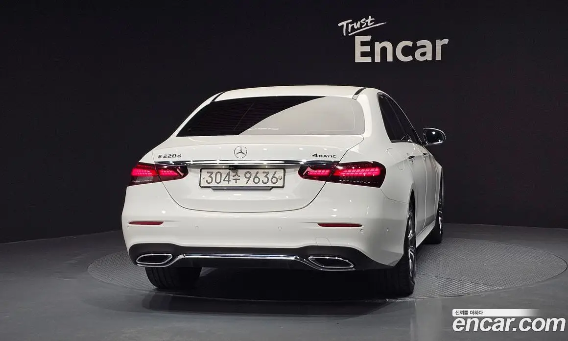 Mercedes-Benz E-Class 2020 1.9 гидро, фото 4 Mercedes-Benz E-Class 2020 1.9 гидро, фото 4