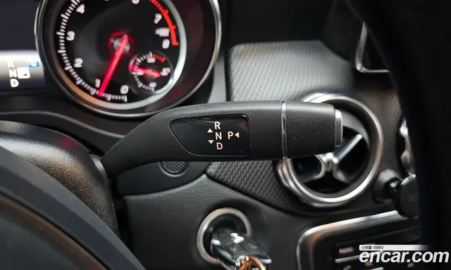Mercedes-Benz GLA-Class 2018 2.0 гидро, миниатюра 11