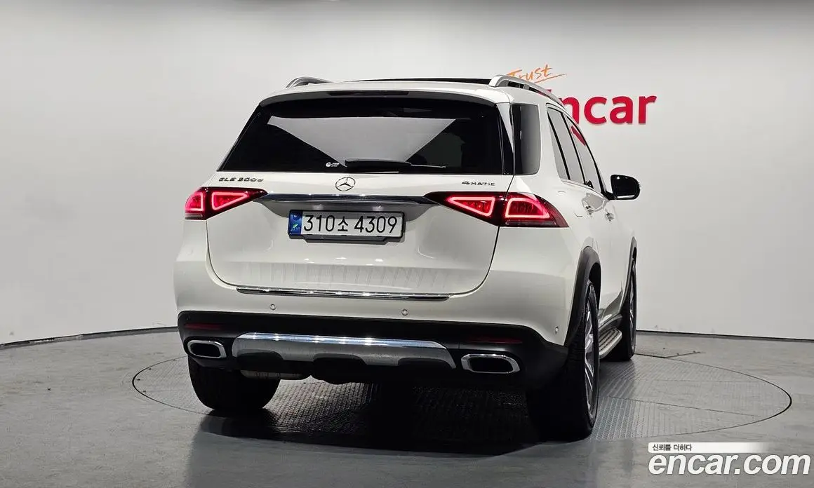 Mercedes-Benz GLE-Class 2022 2.0 гидро, фото 4