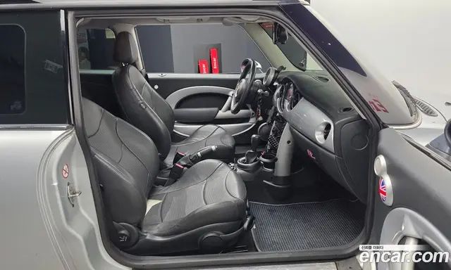 Mini Cooper 2005 1.6 автомат (гидро), миниатюра 11