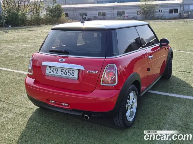 Mini Cooper 2012 1.6 автомат (гидро), миниатюра 8