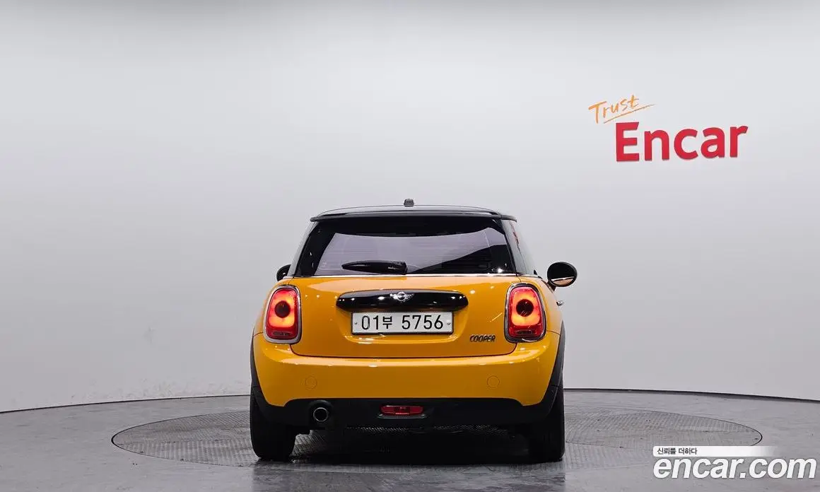 Mini Cooper 2017 1.5 автомат (гидро), фото 4