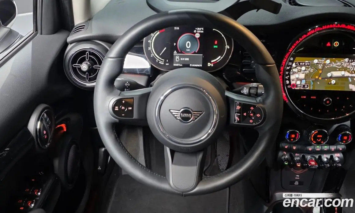Mini Cooper 2024 1.5 автомат (гидро), фото 19