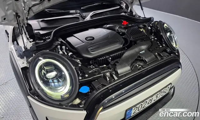 Mini Cooper 2024 1.5 автомат (гидро), миниатюра 6