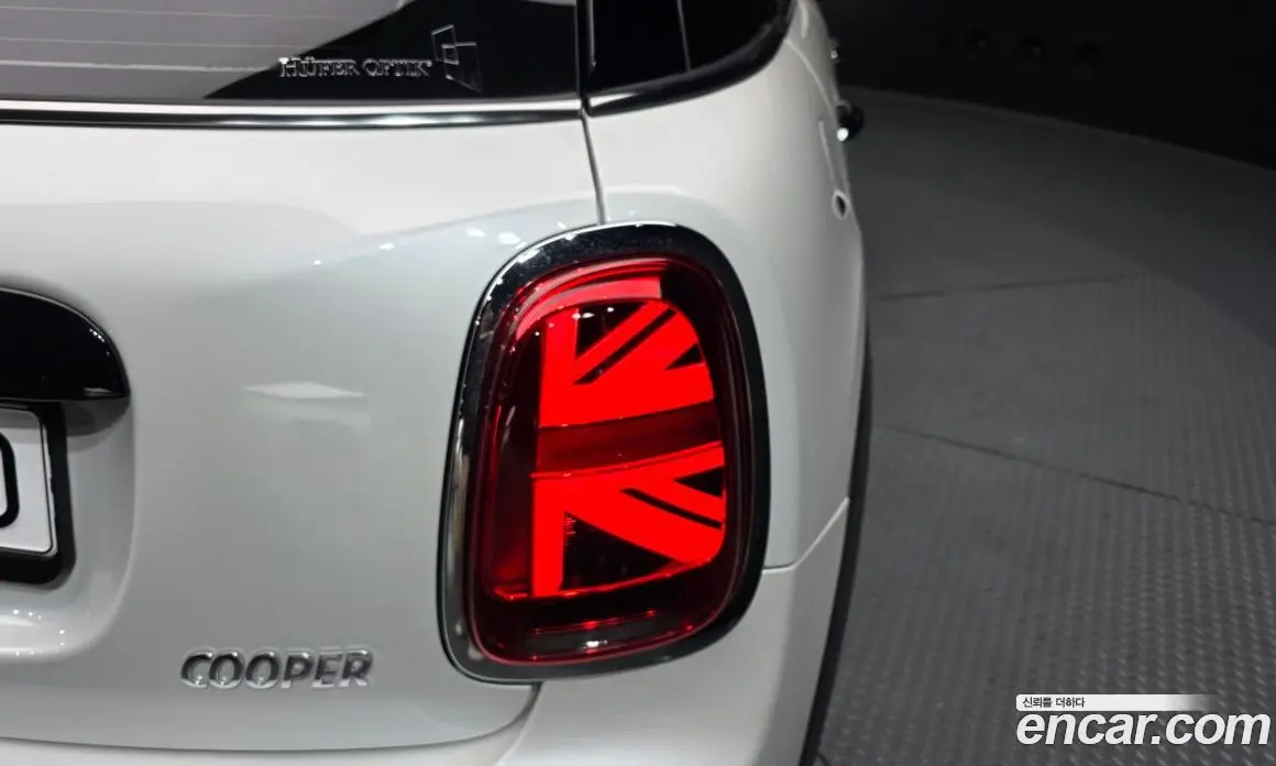 Mini Cooper 2024 1.5 автомат (гидро), фото 9