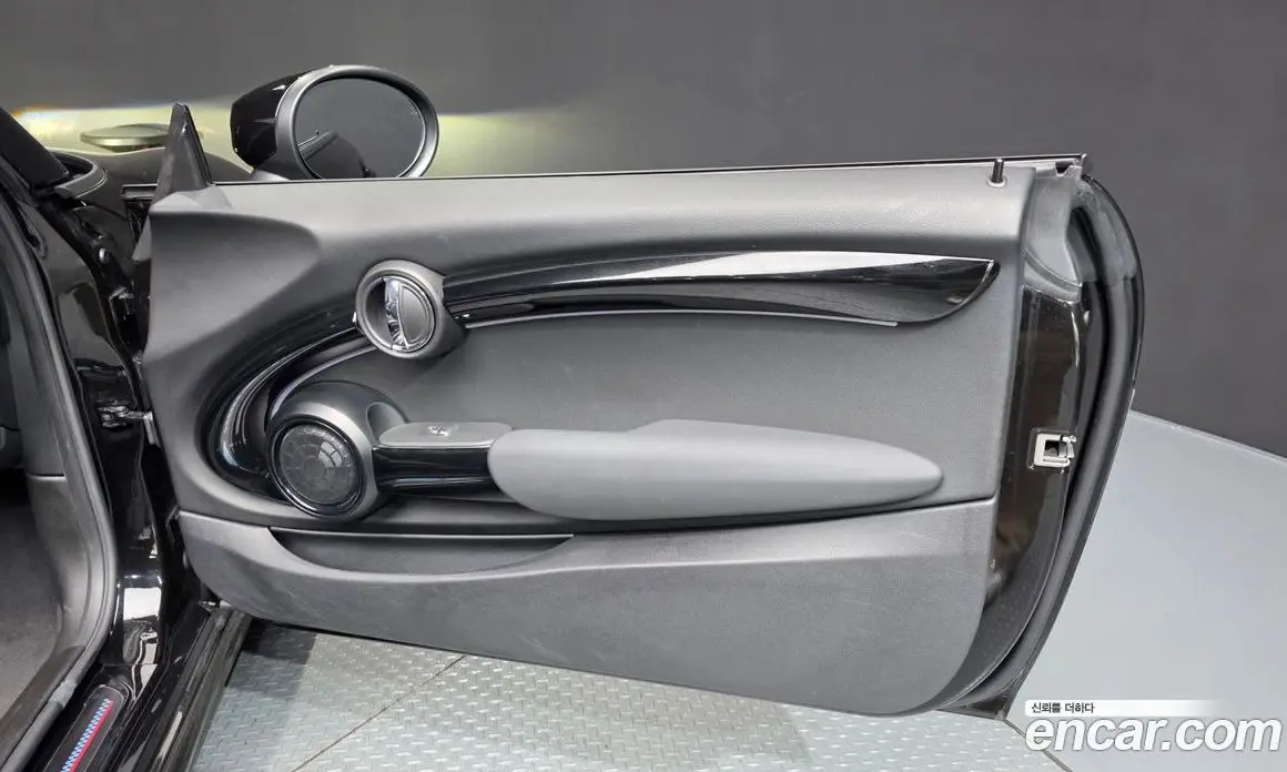 Mini Cooper Convertible 2022 2.0 автомат (гидро), фото 15