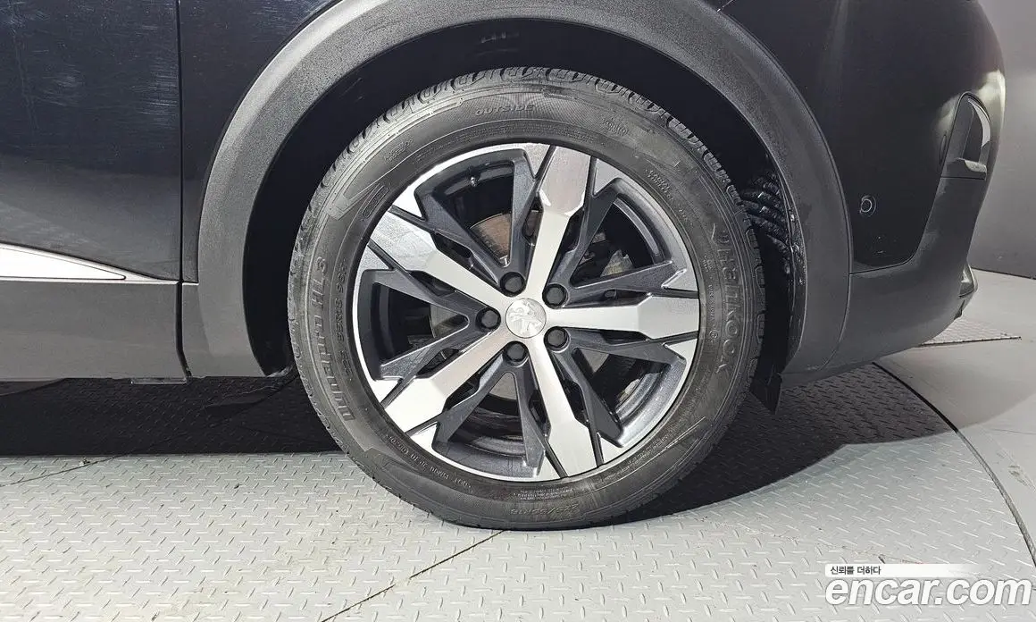 Peugeot 3008 2019 1.5 автомат (гидро), фото 7