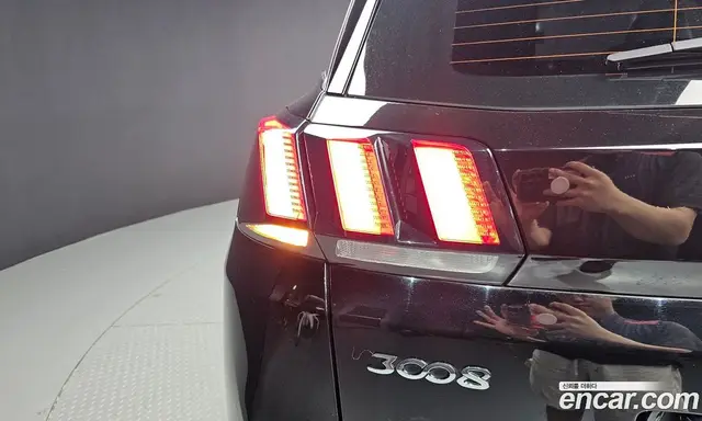 Peugeot 3008 2019 1.5 автомат (гидро), миниатюра 9