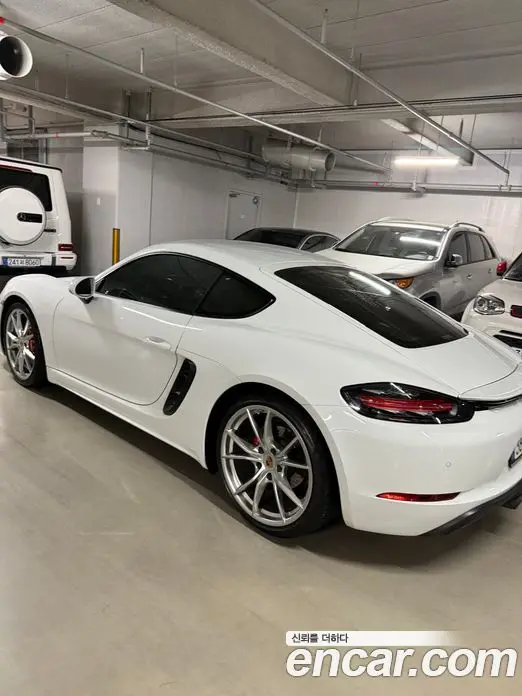 Porsche 718 2020 2.5 автомат (гидро), миниатюра 2
