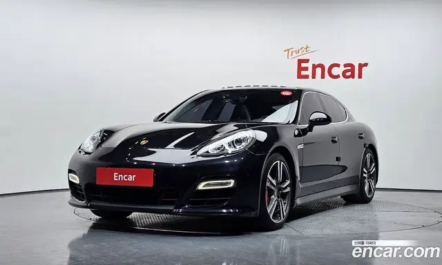 Porsche Panamera, 2011, 79 334 км