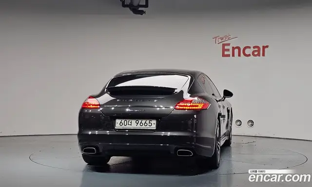 Porsche Panamera 2012 3.6 автомат (гидро), миниатюра 4