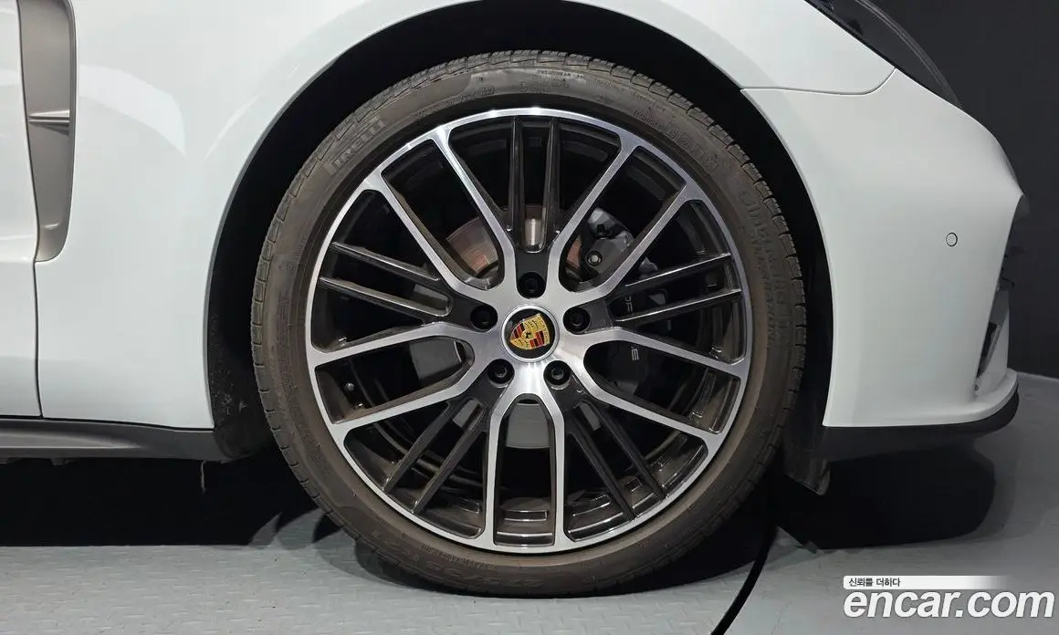 Porsche Panamera 2023 2.9 автомат (гидро), фото 5