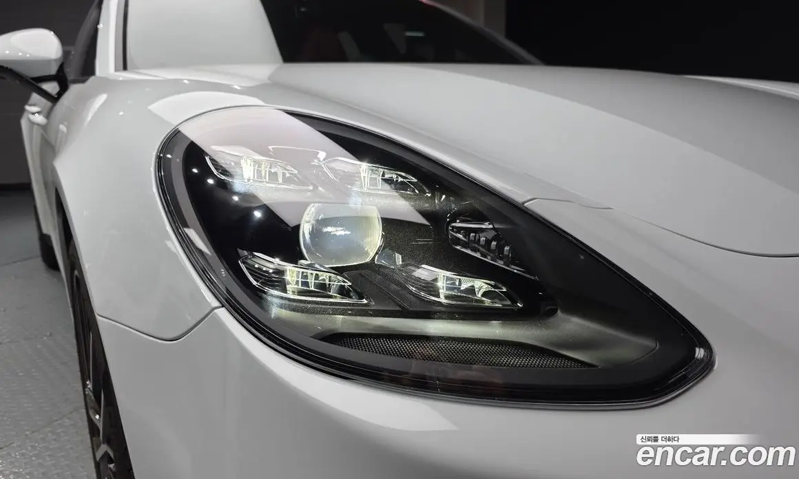 Porsche Panamera 2023 2.9 автомат (гидро), фото 8