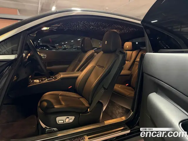Rolls-Royce Wraith 2021 6.6 автомат (гидро), миниатюра 11 Rolls-Royce Wraith 2021 6.6 автомат (гидро), миниатюра 11