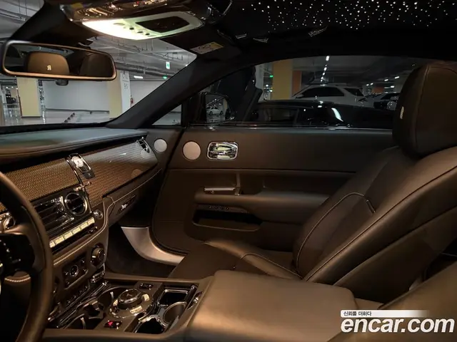Rolls-Royce Wraith 2021 6.6 автомат (гидро), миниатюра 12