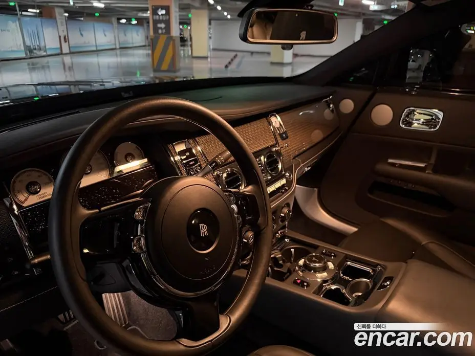 Rolls-Royce Wraith 2021 6.6 автомат (гидро), фото 9 Rolls-Royce Wraith 2021 6.6 автомат (гидро), фото 9