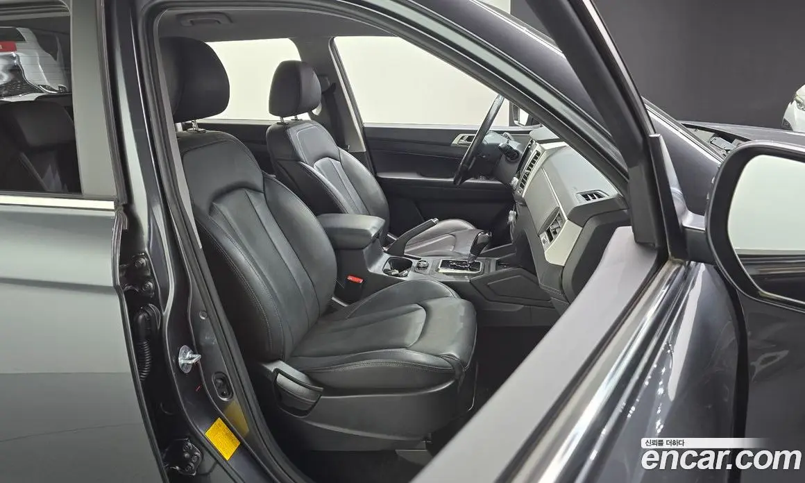 SsangYong Rexton 2018 2.2 автомат (гидро), фото 12