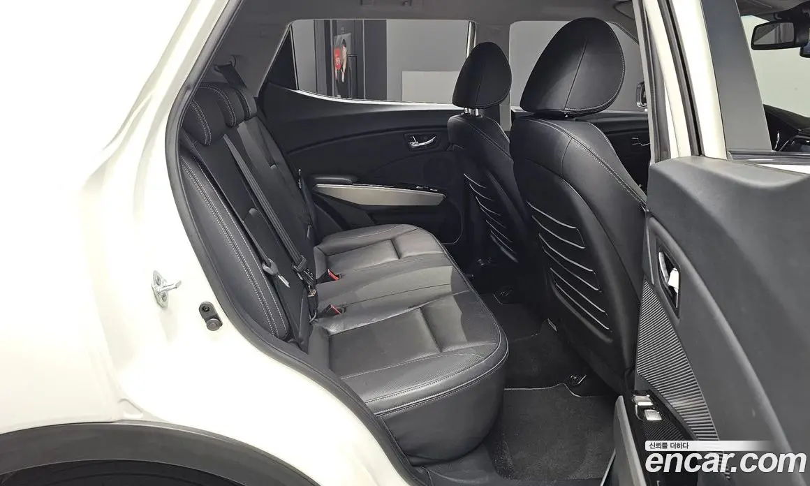 SsangYong TIBOLI 2015 1.6 автомат (гидро), фото 11
