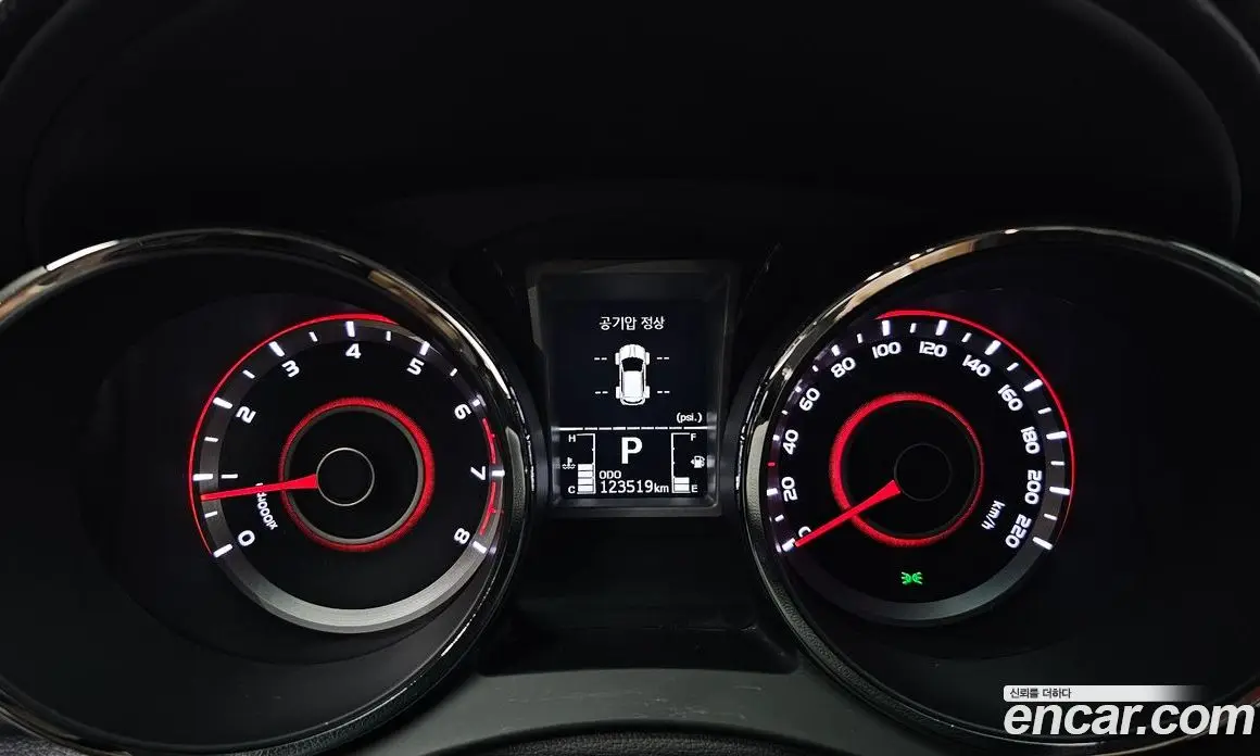 SsangYong TIBOLI 2015 1.6 автомат (гидро), фото 8