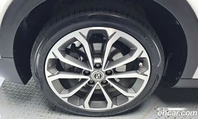 SsangYong TIBOLI 2017 1.6 автомат (гидро), миниатюра 5