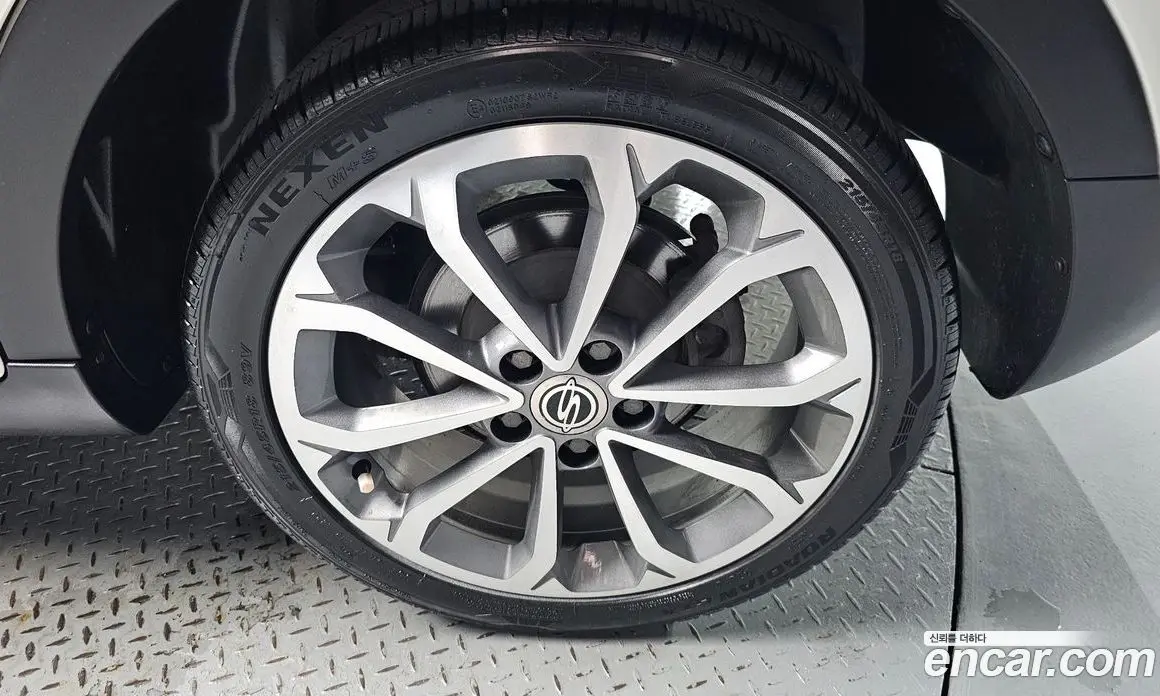 SsangYong TIBOLI 2017 1.6 автомат (гидро), фото 7
