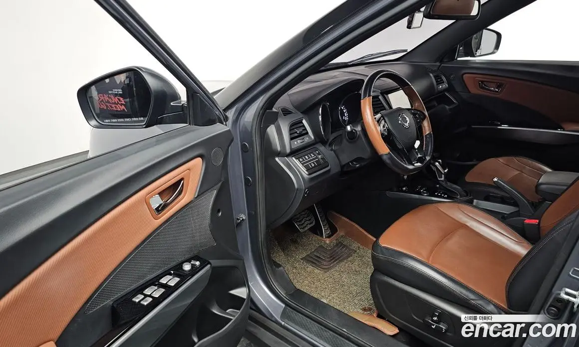 SsangYong TIBOLI 2018 1.6 автомат (гидро), фото 11