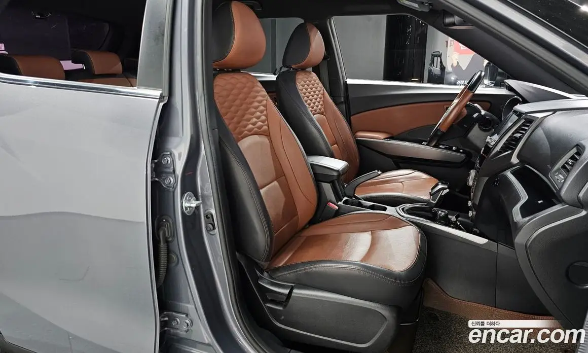 SsangYong TIBOLI 2018 1.6 автомат (гидро), фото 10