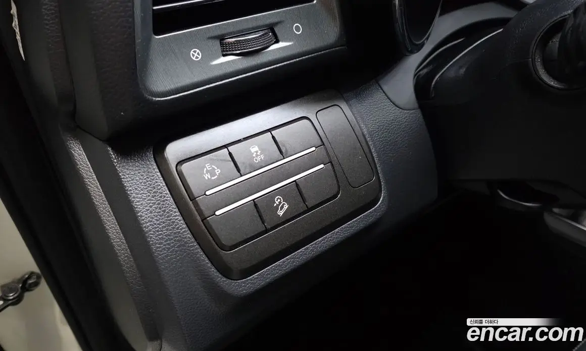 SsangYong TIBOLI 2019 1.6 автомат (гидро), фото 28