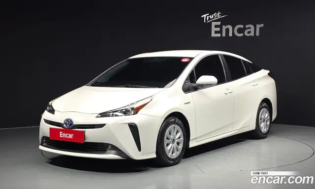 Toyota Prius 2019 1.8 автомат (гидро), миниатюра 1 Toyota Prius 2019 1.8 автомат (гидро), миниатюра 1