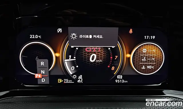 Volkswagen Golf 2023 2.0 автомат (гидро), миниатюра 10