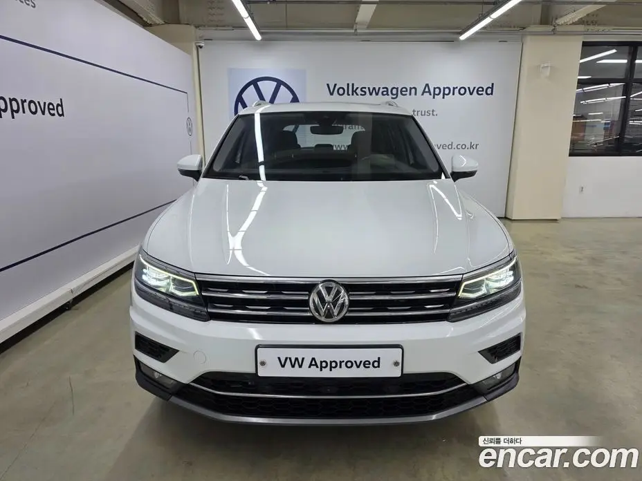 Volkswagen Tiguan 2018 2.0 автомат (гидро), фото 3