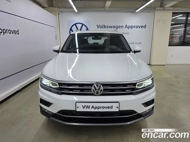 Volkswagen Tiguan 2018 2.0 автомат (гидро), миниатюра 3