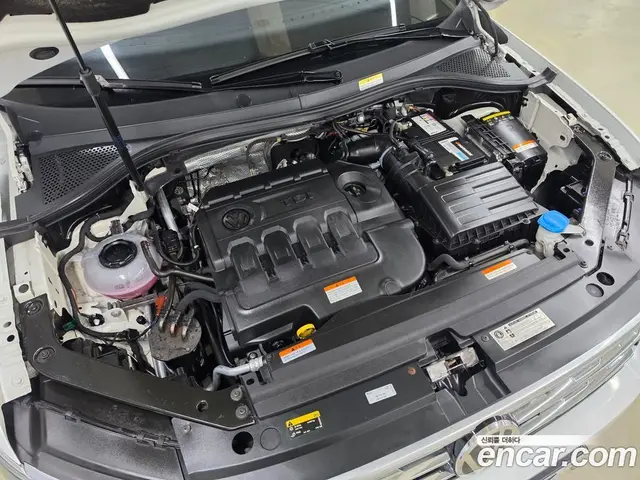 Volkswagen Tiguan 2018 2.0 автомат (гидро), миниатюра 6