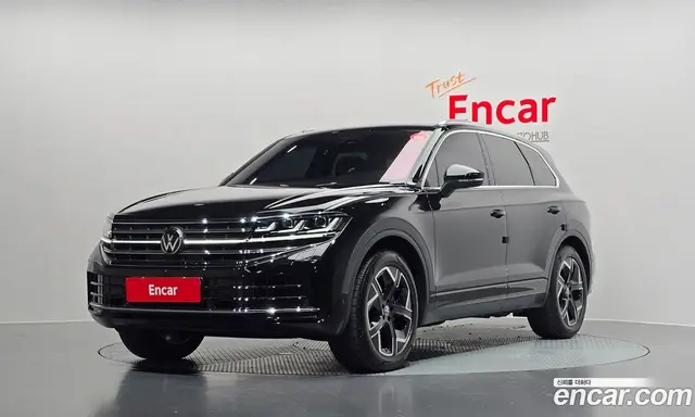 Volkswagen Touareg, 2025, 5 761 км
