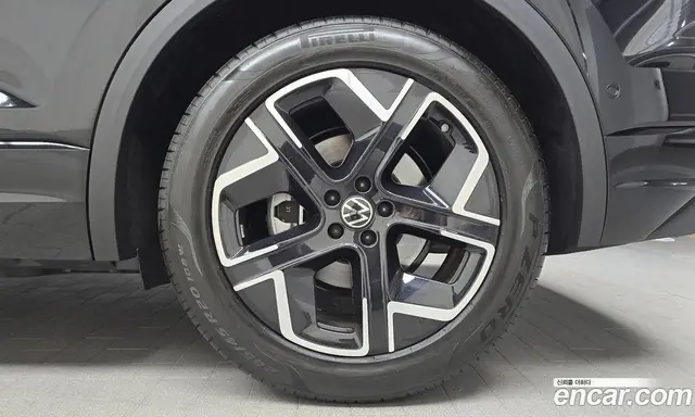 Volkswagen Touareg 2025 3.0 автомат (гидро), миниатюра 7