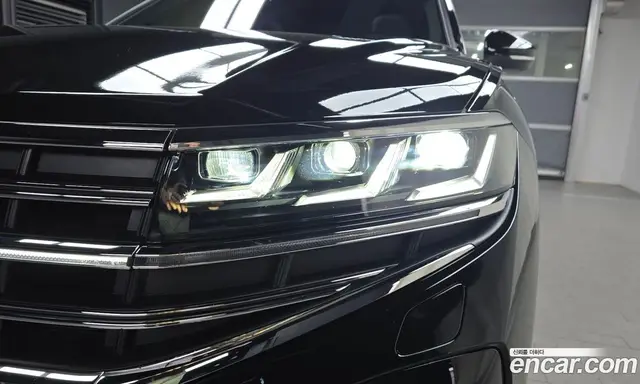 Volkswagen Touareg 2025 3.0 автомат (гидро), миниатюра 8