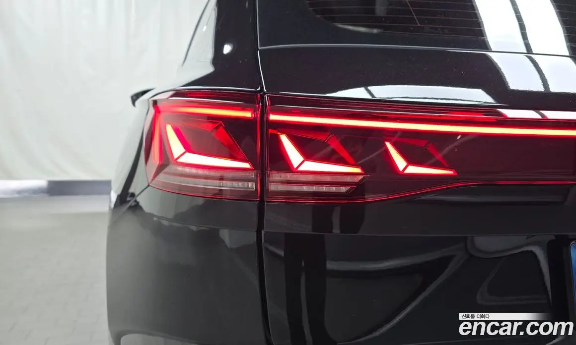Volkswagen Touareg 2025 3.0 автомат (гидро), фото 9