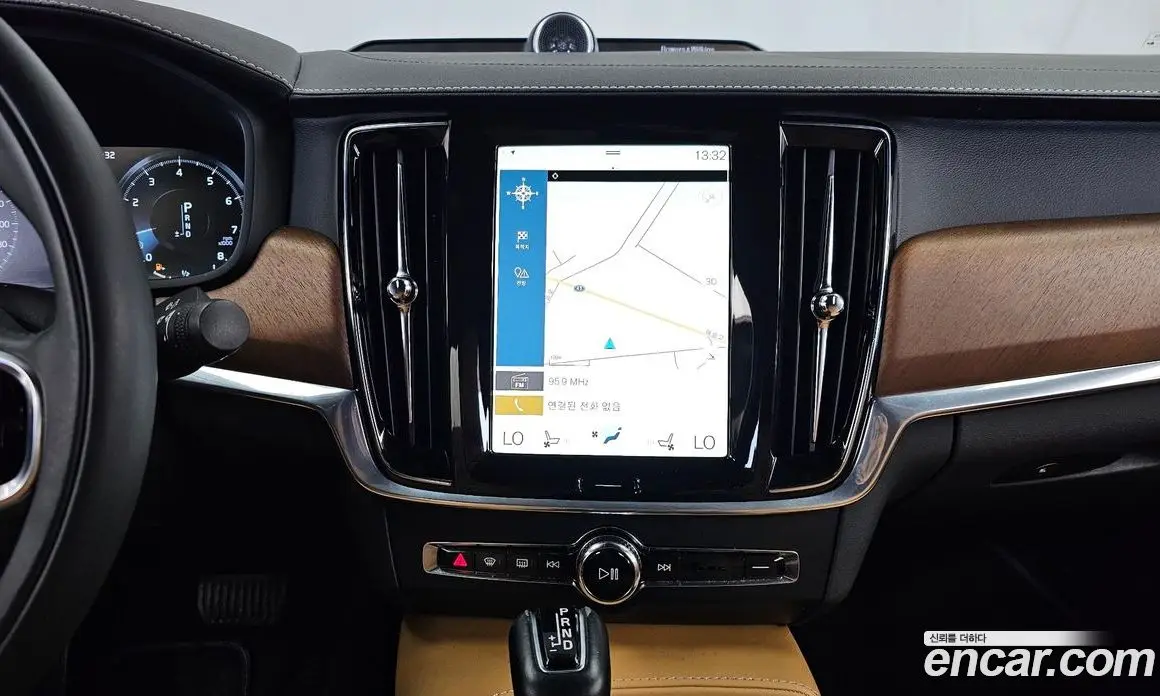 Volvo S90 2019 2.0 автомат (гидро), фото 20