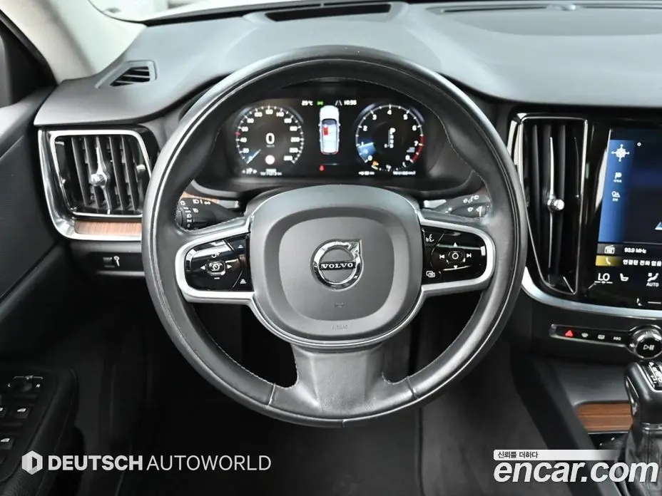 Volvo V60 2020 2.0 автомат (гидро), фото 13