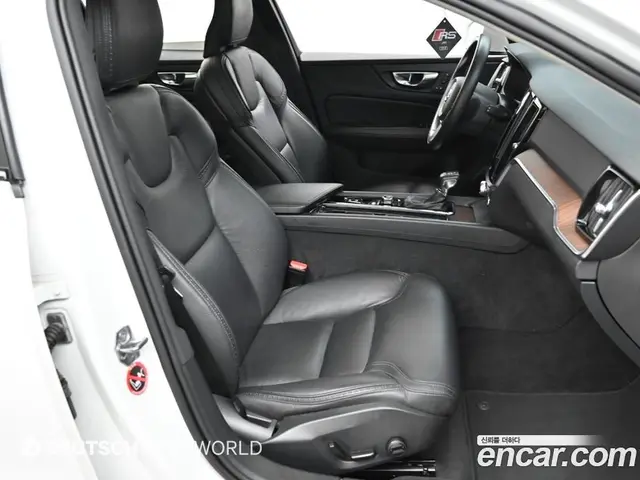 Volvo V60 2020 2.0 автомат (гидро), миниатюра 10