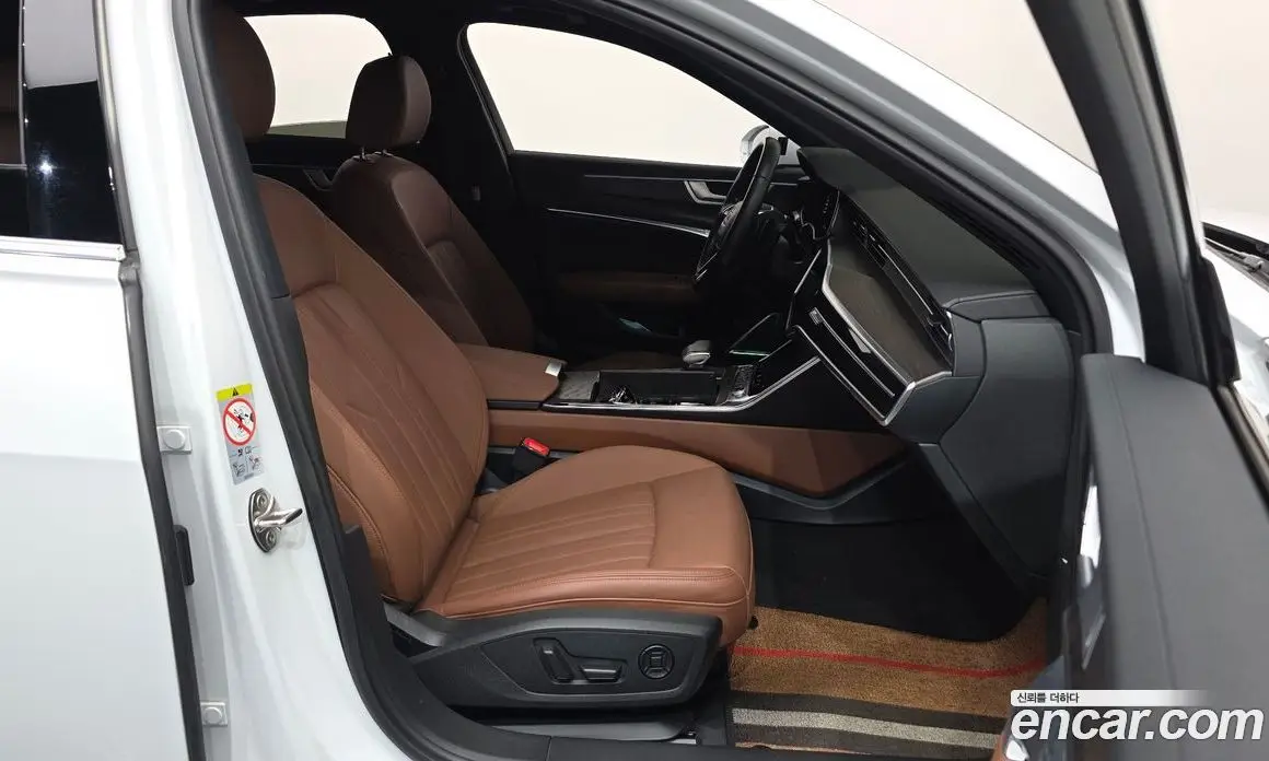 Audi A6 2020 2.0 автомат (гидро), фото 16