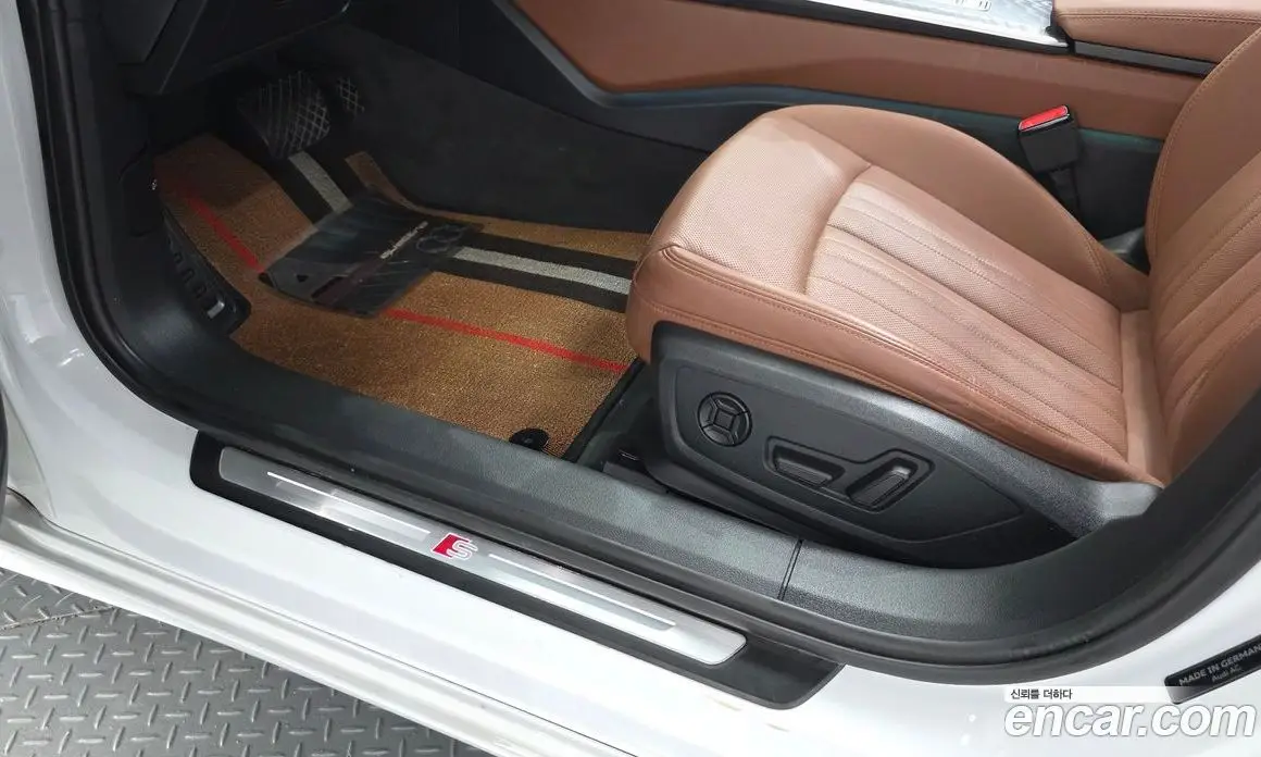 Audi A6 2020 2.0 автомат (гидро), фото 31